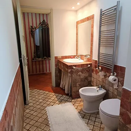 Rome Charm House *